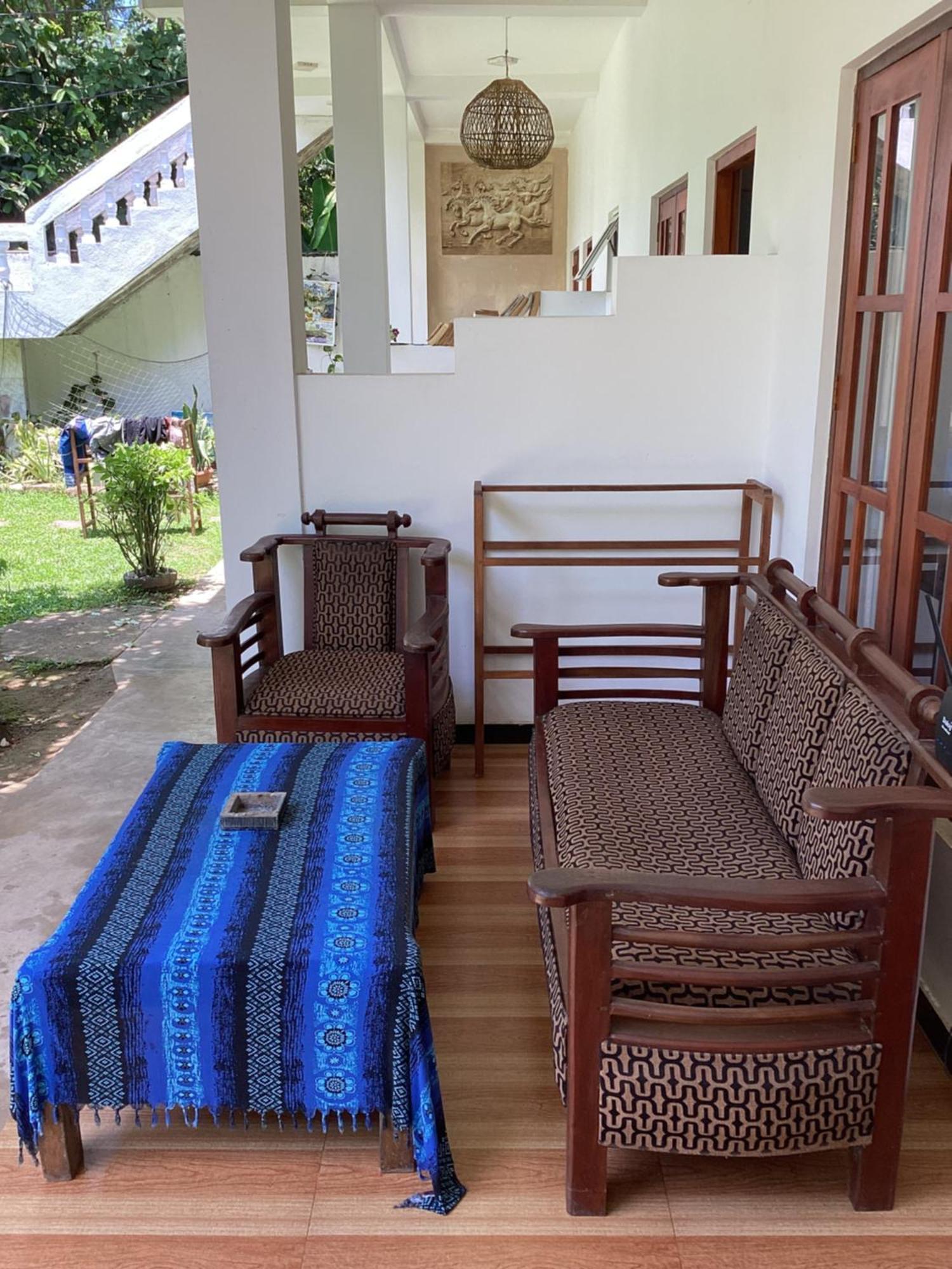 Aroma Guest House Mirissa Exterior photo